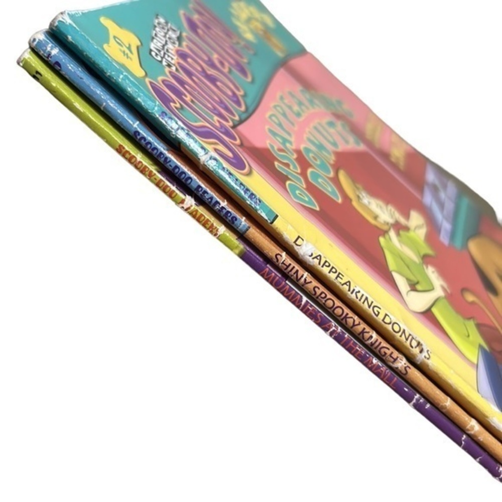 Scholastic Scooby-Doo Readers Disappearing Donuts/Shiny Spooky Knights/Mummies - Picture 10 of 12
